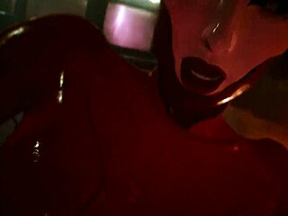 Female Tyger Claw fucks in Hammer Club!