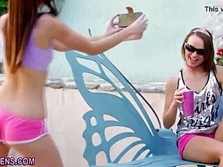 Spex Teen Les Licking Skinny Petite Body