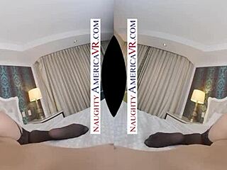 Jessa Rhodes in lingerie teases with her bubble butt and big tits