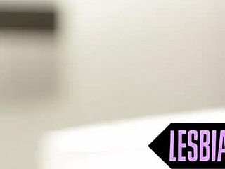 Pussylicking GF SCREAMS in Orgasm While Masturbating!