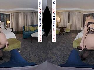 Jessa Rhodes in lingerie teases with her bubble butt and big tits