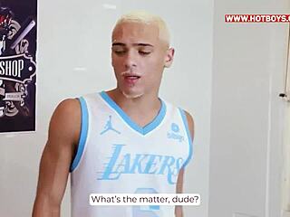 Gay amateur gets a free hair cut with a side of cock sucking