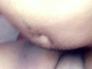 Eu a casada puta safada tava cheia de tesão com buceta molhadinha o comedor me arrombou todinha meteu a pica grande até eu gozar hd