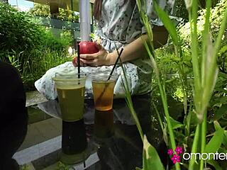 Dal jsem asijské holce blowjob a milovala to ups