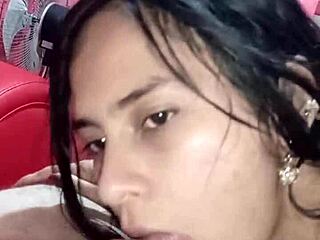 Me encanta sacarle la leche y que me folle profundamente