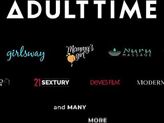 Ich sah Jennifer White 4 riesige Schwänze für Doppelpenetration in Devils Gangbangs nehmen