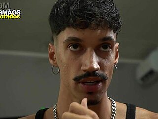 Does this boy have a delicious cock for bareback?