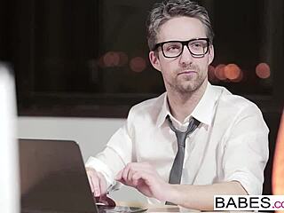 lutro fucks lola taylor in office with anal blowjob and licking