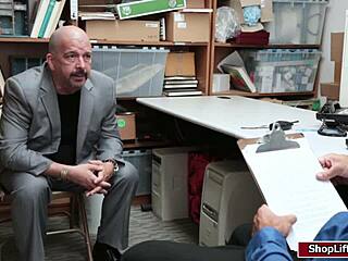 hey, that mall cop is drilling a teen shoplifter's tight pussy with his monster cock in the office 😏💦