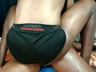 Ebony pussy creams in doggy