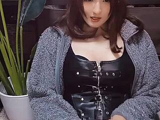 可愛い日本の猫耳レディボーイがソロ動画で激しくシコる