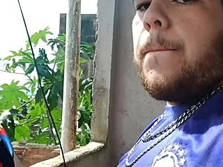 Public laze afternoons with amateur couples and solo players