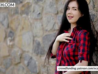 Czech Girl Flashes Tits on Xczech Com!