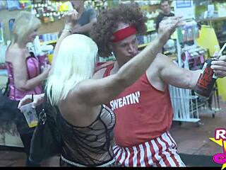 i flash on the street at fantasy fest