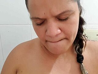 Amateur Gay Fetish: Pissing on Skin While Cumming for Marcos Vinicius