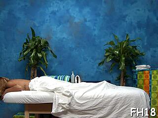 Enjoy erotic oiled massage