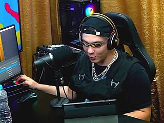 flora vip shows tits and ruan flashes cock on podcast