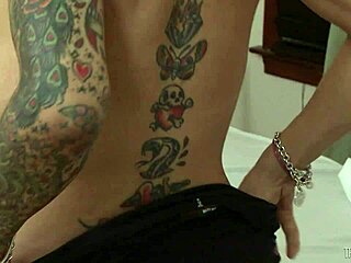 Tranny Foxxy Seduces Muscular Masseuse Jett Parker for Hardcore Action. She Takes It All!