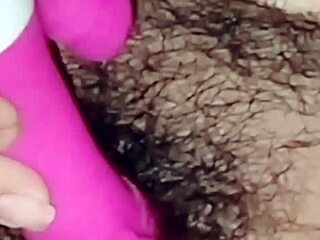 Amigo Me Pone Bien Cachonda Y Le Pido A Mi Esposo Que Me D� Su Leche