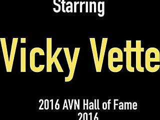 Watch big tits Vicky Vette and Payton Preslee do a double blowjob?