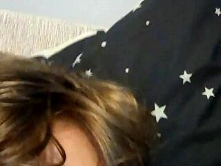 European gay webcam sex with a Sexline girl who likes gay blowjobs