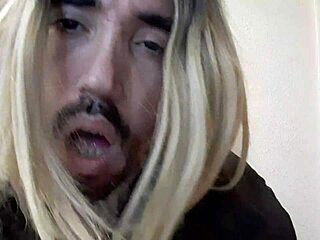 i'm melvin c exploring gay travestismo with big cocks