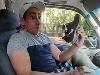 Step gay dad escapes into foot fantasy dreams at work!