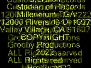 Tgirls XXX Star Brittney Kade Shows Off Big Tits