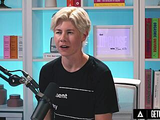 Lulu Chu's Intense Hitachi Orgasm Up Close