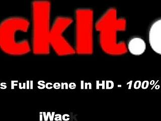 Сисястая MILF ебет везучего парня 😍