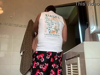 Paso tiempo con la esposa de mi mejor amigo en la sala