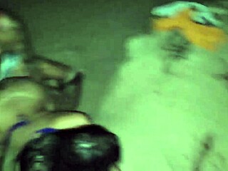 Watch this teen giving to two on the beach! Video leaked!