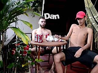 Putaria Between Young Twinks Going Wild 😜