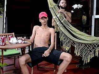 Putaria Between Young Twinks Going Wild 😜