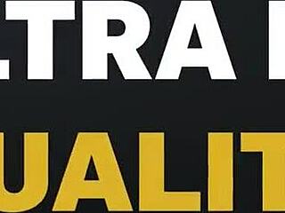 Vip4k блондинката Zlata Shine изневерява с големия шеф. Нейната гореща игра шокира, докато приятелката гледа.