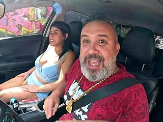 Latin barna nő teljesíti álmát, hogy Tedet dugja vad kinti lovaglásban