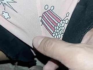 xxx hermanastra deja compartir coño apretado pov