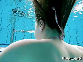 Wow, sexy girl flaunts stunning young body underwater! 🏊‍♀️