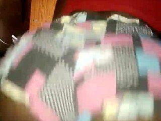 She's shaking that big ass while getting a blowjob