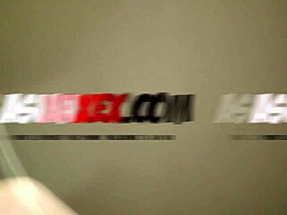 Fiquei impressionado com a enfermeira asiática Airi Sawada salvando meu pau