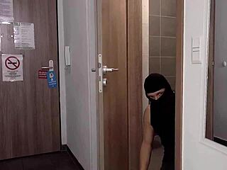 Frat Granny Rough Threesome With Extreme Fist Fucking