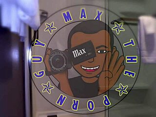 I’m stunned as Roxxxie flaunts big tits and ass during blowjob