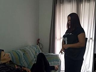Vov� Ventura dreaming about the maid in his house