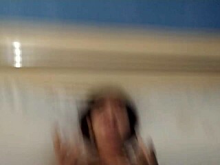 Teaching Dany Rio to Film Her Own Bust