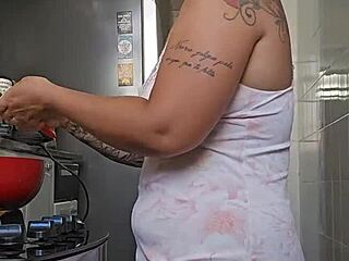 pregnant woman shows off big ass