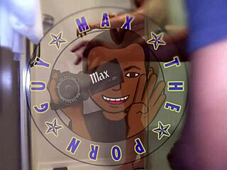 I’m stunned as Roxxxie flaunts big tits and ass during blowjob