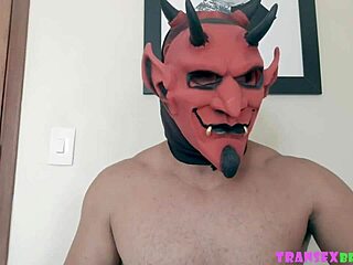 Latina Amateur Shows Off in Homemade Video