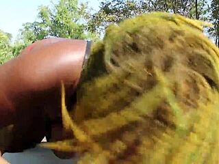 curvy ebony gives sloppy blowjob in garden 😘