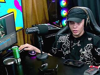 Victoria Camargo shows body, Ruan can't resist grabbing her tight