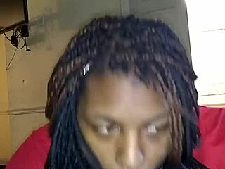 Diamond Mercedez gives sloppy bareback blowjob in Florida